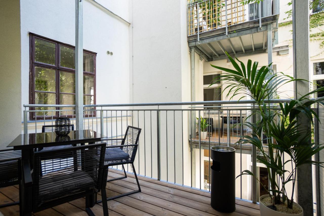 Appartement Brand-new With A Patio Wenen